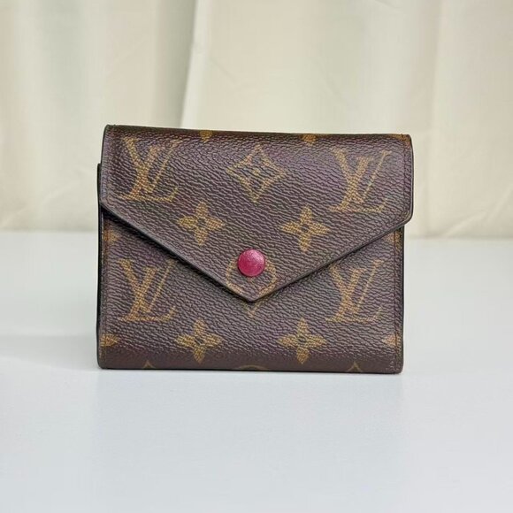 Louis Vuitton Monogram Canvas Small Card Holder Brown Goods with Red Button - Picture 1 of 7
